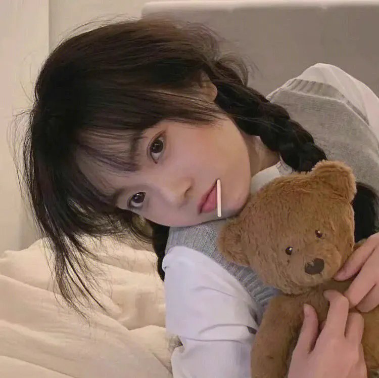 聪明女孩 封面