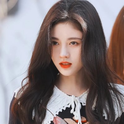 魔幻女儿国 封面